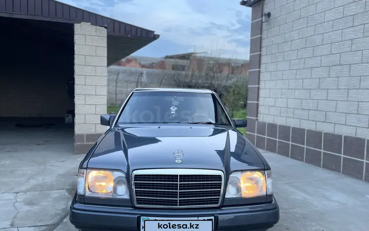 Mercedes-Benz E 280 1994 года за 3 500 000 тг. в Шымкент