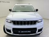 Jeep Grand Cherokee 2022 годаfor31 500 000 тг. в Алматы – фото 3