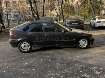 BMW 318 1996 года за 1 200 000 тг. в Алматы – фото 3