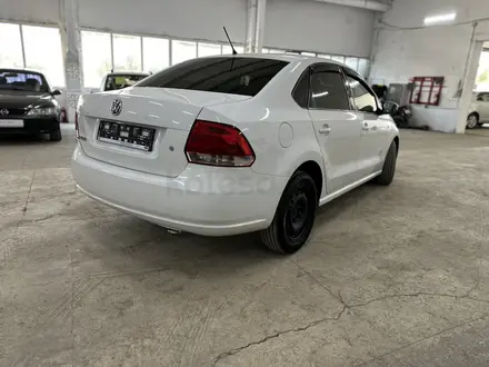 Volkswagen Polo 2015 года за 4 250 000 тг. в Костанай – фото 2