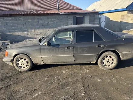 Mercedes-Benz E 230 1989 года за 1 500 000 тг. в Ушарал – фото 6