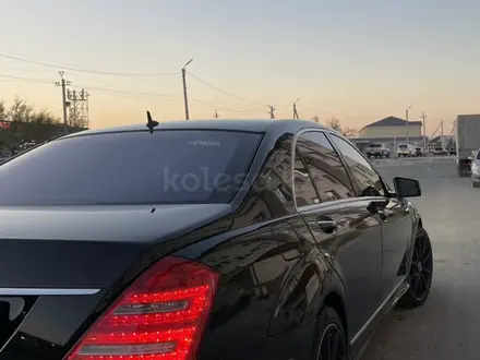 Mercedes-Benz S 500 2007 года за 8 900 000 тг. в Жанаозен – фото 4