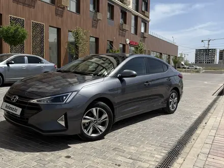 Hyundai Elantra 2020 года за 8 100 000 тг. в Шымкент