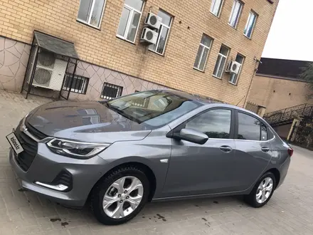 Chevrolet Onix 2023 года за 7 500 000 тг. в Актобе – фото 3