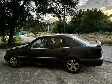 Mercedes-Benz C 220 1996 года за 1 500 000 тг. в Тараз