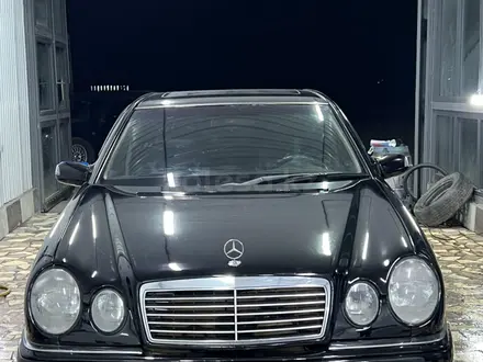 Mercedes-Benz E 320 1997 года за 3 000 000 тг. в Алматы – фото 5