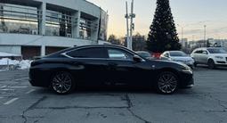 Lexus ES 350 2018 года за 21 800 000 тг. в Алматы – фото 5