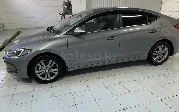 Hyundai Elantra 2018 годаүшін8 900 000 тг. в Актау