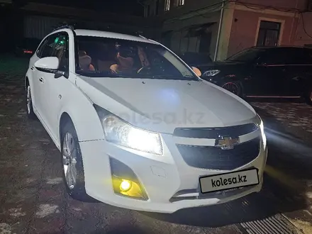 Chevrolet Cruze 2013 года за 4 800 000 тг. в Алматы – фото 2