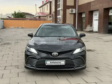 Toyota Camry 2023 года за 14 500 000 тг. в Кызылорда – фото 5