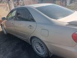 Toyota Camry 2004 года за 5 500 000 тг. в Усть-Каменогорск – фото 3