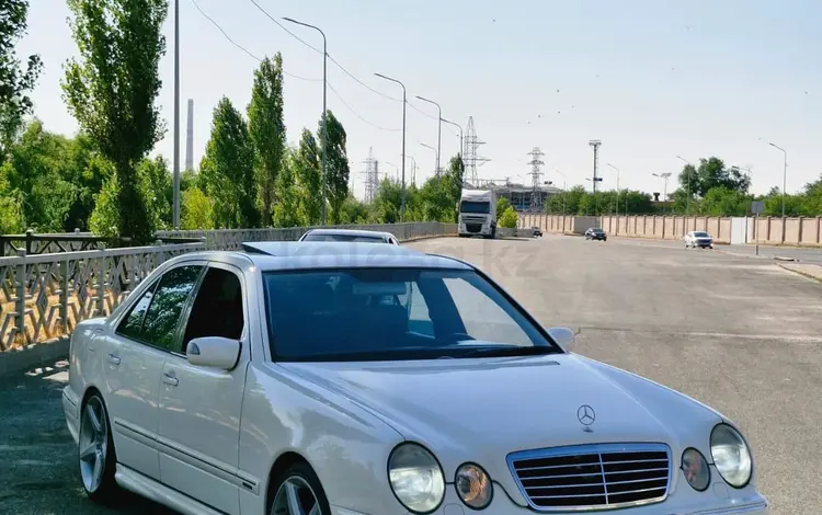 Mercedes-Benz E 55 AMG 2002 года за 9 000 000 тг. в Шымкент