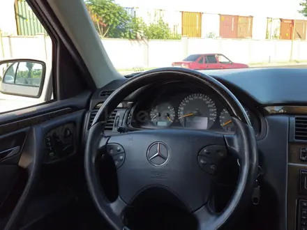 Mercedes-Benz E 55 AMG 2002 года за 9 000 000 тг. в Шымкент – фото 9