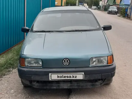 Volkswagen Passat 1990 года за 1 800 000 тг. в Актобе