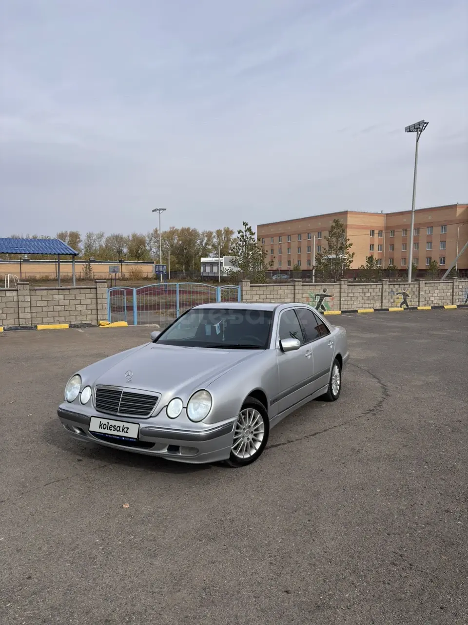 Mercedes-Benz E-Class, 2000