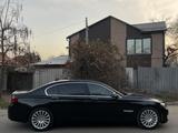 BMW 740 2012 годаүшін10 500 000 тг. в Алматы – фото 3