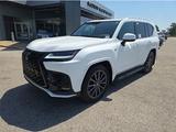 Lexus LX 700h F Sport 2025 годаfor105 500 000 тг. в Алматы