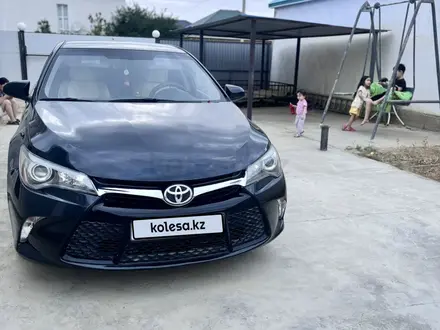 Toyota Camry 2015 года за 9 500 000 тг. в Атырау – фото 16