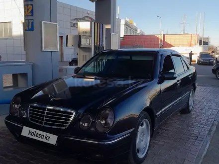 Mercedes-Benz E 320 2000 года за 4 500 000 тг. в Актау – фото 12