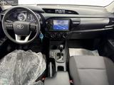 Toyota Hilux 2022 годаfor19 890 000 тг. в Астана – фото 4
