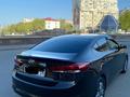 Hyundai Elantra 2018 года за 7 000 000 тг. в Атырау – фото 2