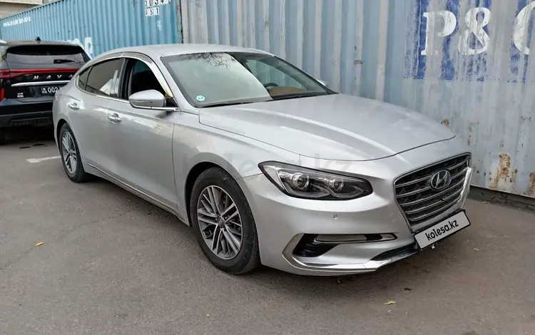 Hyundai Grandeur 2018 годаfor12 500 000 тг. в Астана