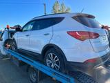 Hyundai Santa Fe 2014 года за 2 300 300 тг. в Актобе – фото 4