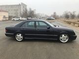 Mercedes-Benz E 280 1999 годаүшін3 800 000 тг. в Жанаозен