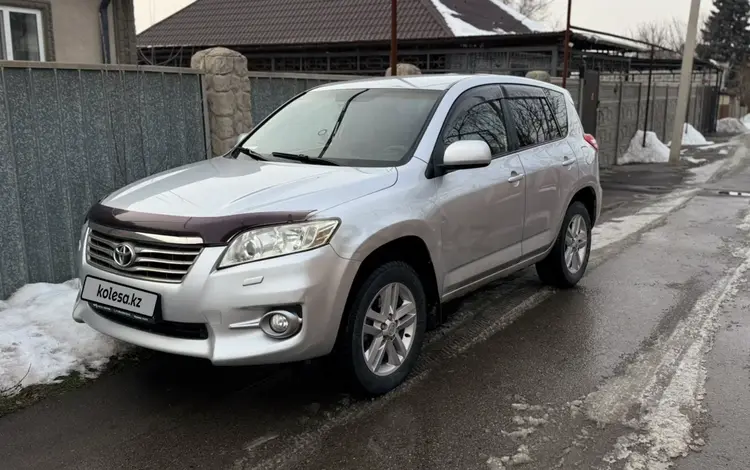Toyota RAV4 2010 года за 7 700 000 тг. в Есик