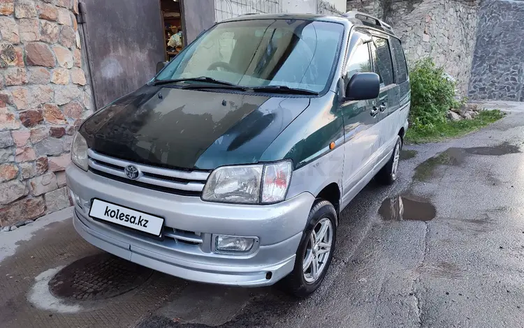 Toyota Town Ace Noah 1998 годаfor3 700 000 тг. в Риддер