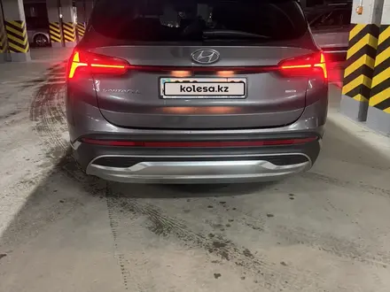 Hyundai Santa Fe 2023 года за 18 000 000 тг. в Астана – фото 4