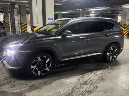 Hyundai Santa Fe 2023 года за 18 000 000 тг. в Астана – фото 9