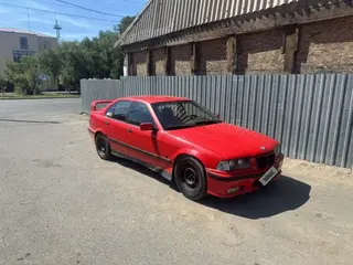 BMW 325