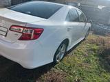 Toyota Camry 2014 годаfor8 900 000 тг. в Алматы – фото 4