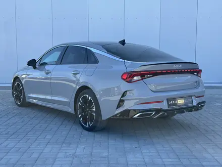 Kia K5 2021 года за 8 990 000 тг. в Актау – фото 3