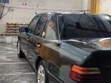 Mercedes-Benz E 200 1992 года за 1 200 000 тг. в Костанай – фото 4