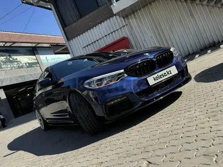 BMW 530 2018 года за 17 800 000 тг. в Алматы – фото 12
