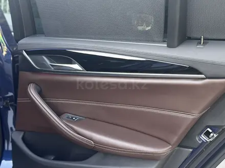 BMW 530 2018 года за 17 800 000 тг. в Алматы – фото 27