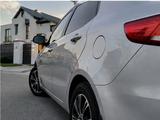 Kia Rio 2015 года за 4 800 000 тг. в Атырау – фото 3
