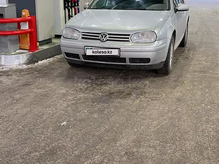 Volkswagen Golf 2002 года за 2 500 000 тг. в Астана – фото 3