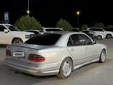 Mercedes-Benz E 55 AMG 1995 годаүшін3 580 000 тг. в Актау – фото 4