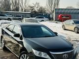 Toyota Camry 2014 годаүшін10 200 000 тг. в Алматы