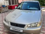 Toyota Camry 2000 года за 3 500 000 тг. в Кызылорда