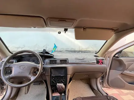 Toyota Camry 2000 года за 3 500 000 тг. в Кызылорда – фото 12
