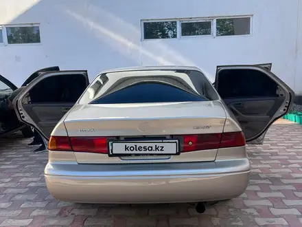 Toyota Camry 2000 года за 3 500 000 тг. в Кызылорда – фото 52