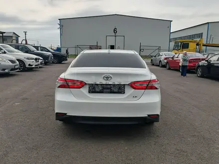 Toyota Camry 2020 года за 9 700 000 тг. в Алматы – фото 3