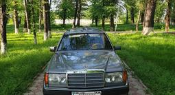 Mercedes-Benz E 230 1990 года за 3 000 000 тг. в Тараз