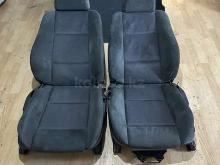 Комплект сидений bmw 5 series e39 motosport за 370 000 тг. в Караганда – фото 2