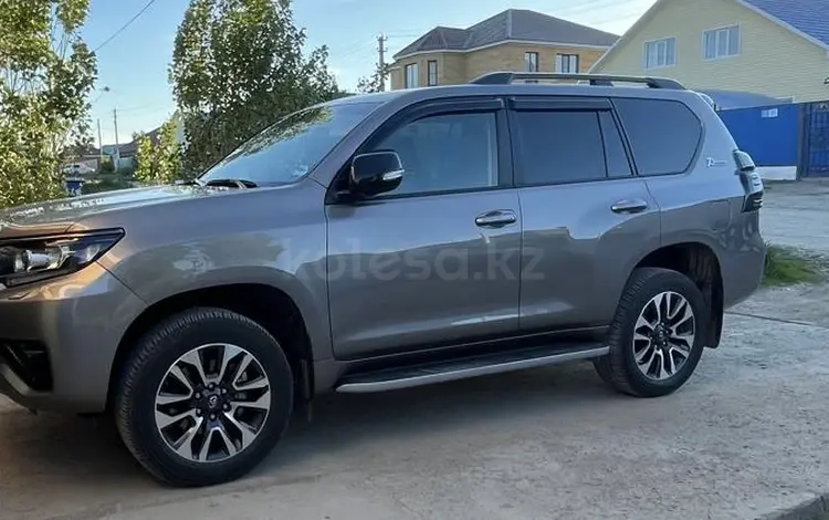 Toyota Land Cruiser Prado 2021 года за 34 500 000 тг. в Актобе