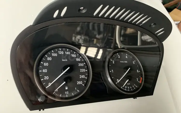 Щиток приборов BMW x5 e70 4.8 за 50 000 тг. в Алматы